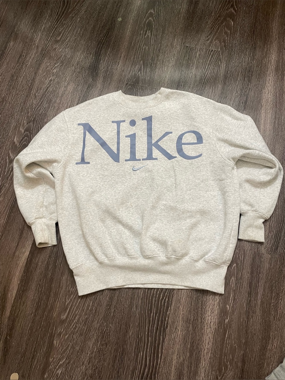 Nike Heritage Crewneck